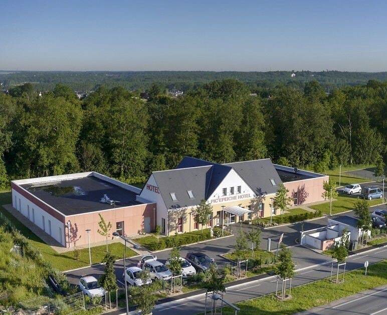 Hotel The Originals Pic Epeiche Montbazon Zewnętrze zdjęcie
